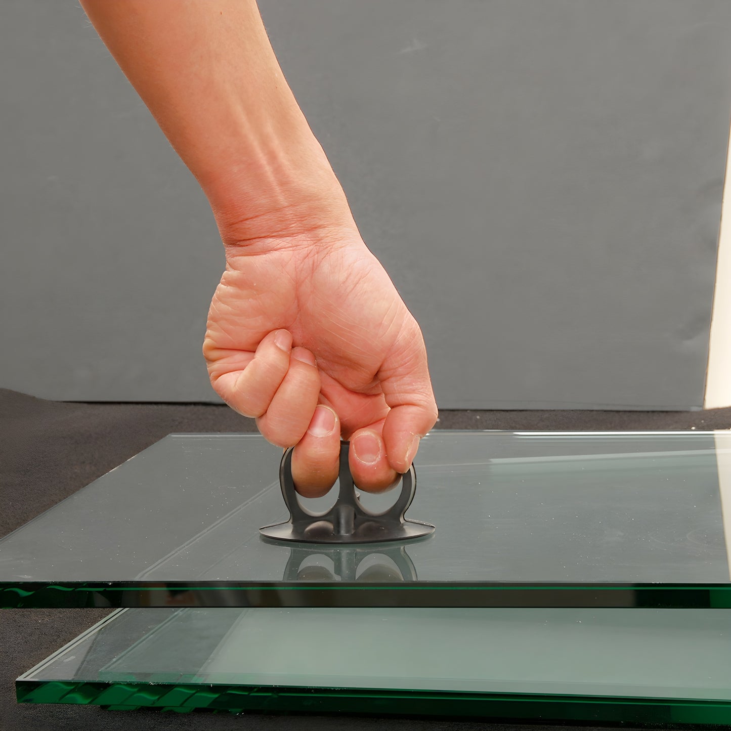 CRL Knuckle Saver two-finger rubber glass lifter VC3825, black suction pad, 3-1/4 in diameter, 10 lb capacity