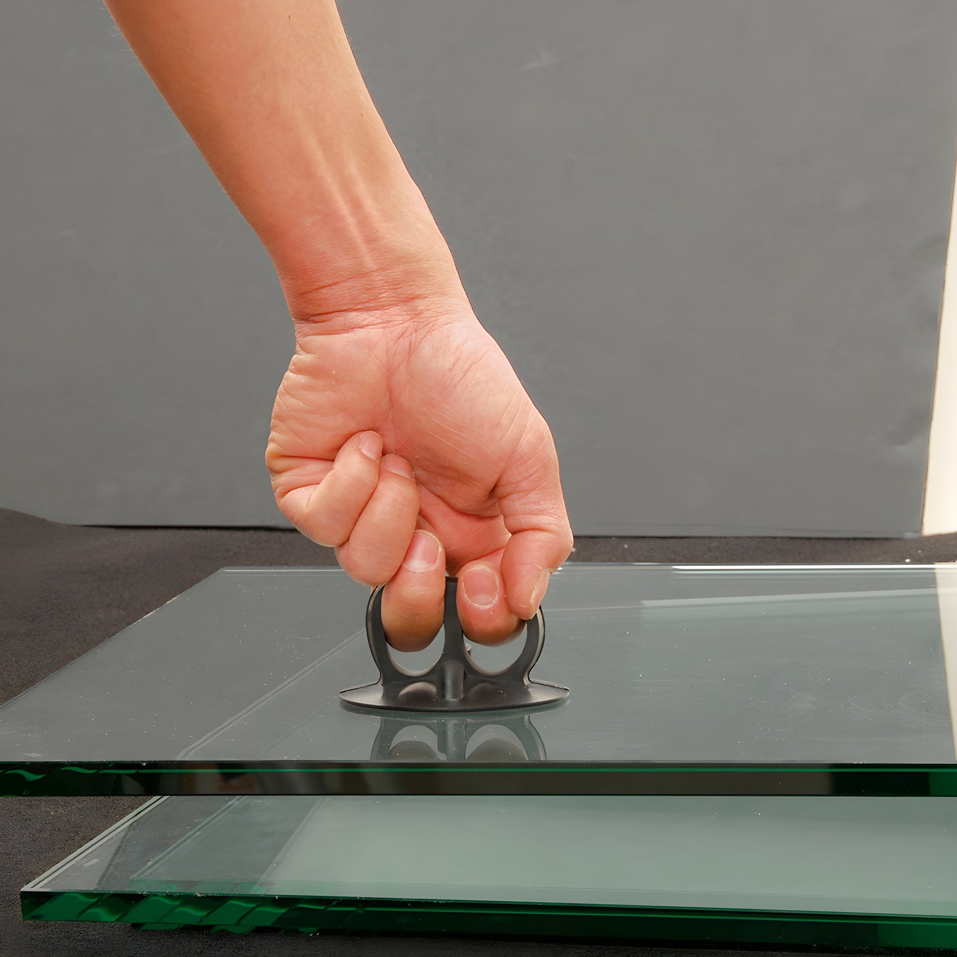 CRL Knuckle Saver two-finger rubber glass lifter VC3825, black suction pad, 3-1/4 in diameter, 10 lb capacity