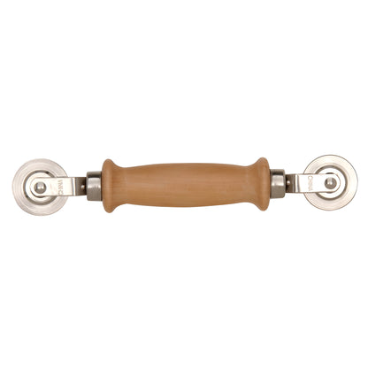 PL7508: screen/spline roller with contoured wooden handle and dual steel ball-bearing wheels.
